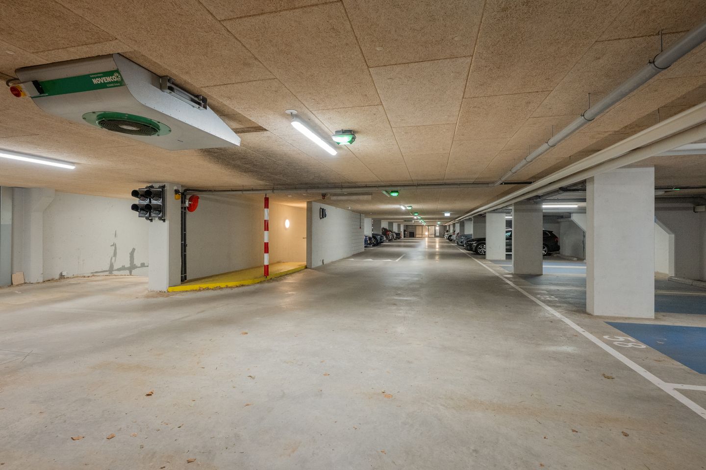 Foto 35 van F.C. Dondersstraat 145