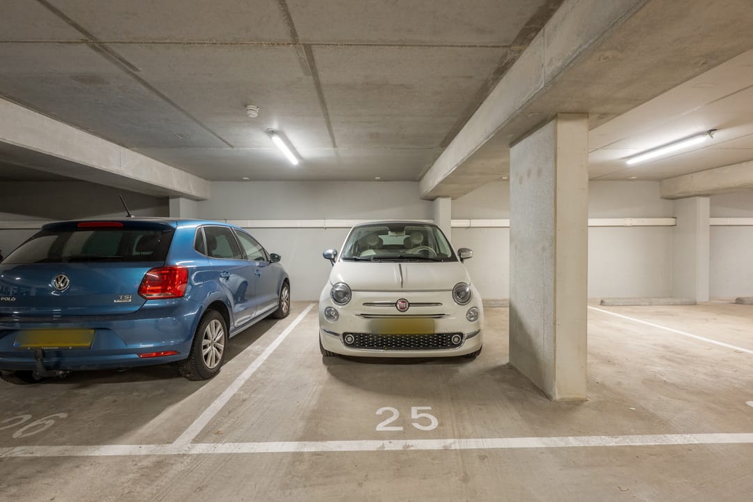 Foto 37 van F.C. Dondersstraat 145