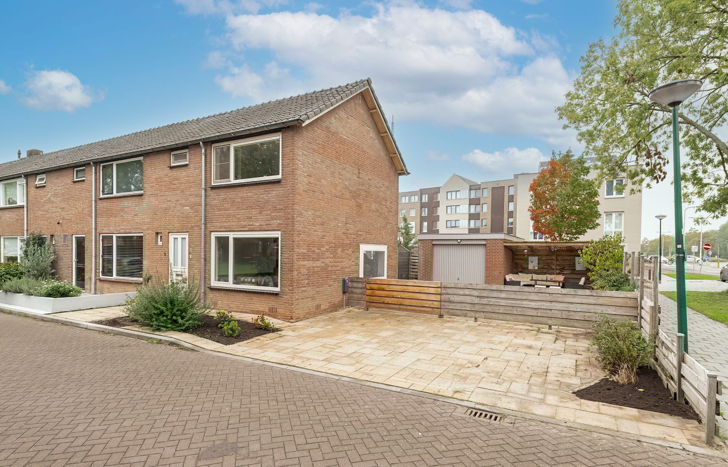 Foto 1 van Baron van Lyndenstraat 2