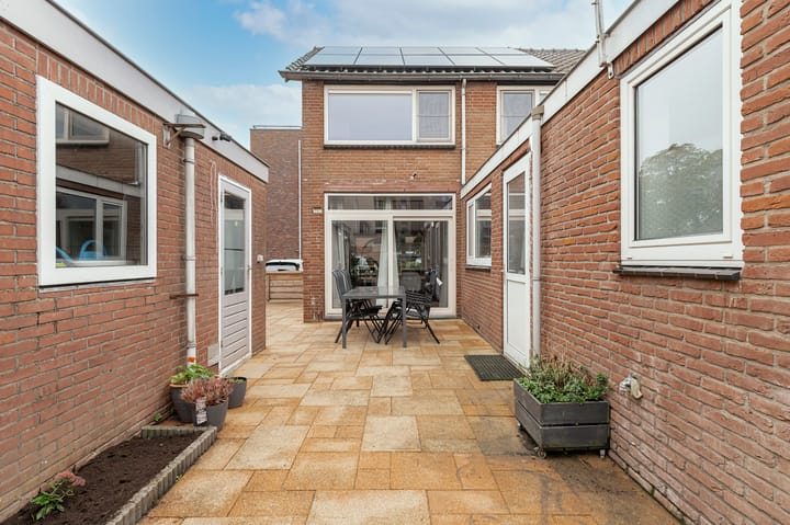 Foto 16 van Baron van Lyndenstraat 2