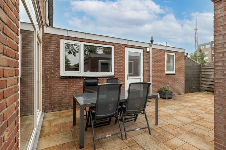 Foto 18 van Baron van Lyndenstraat 2