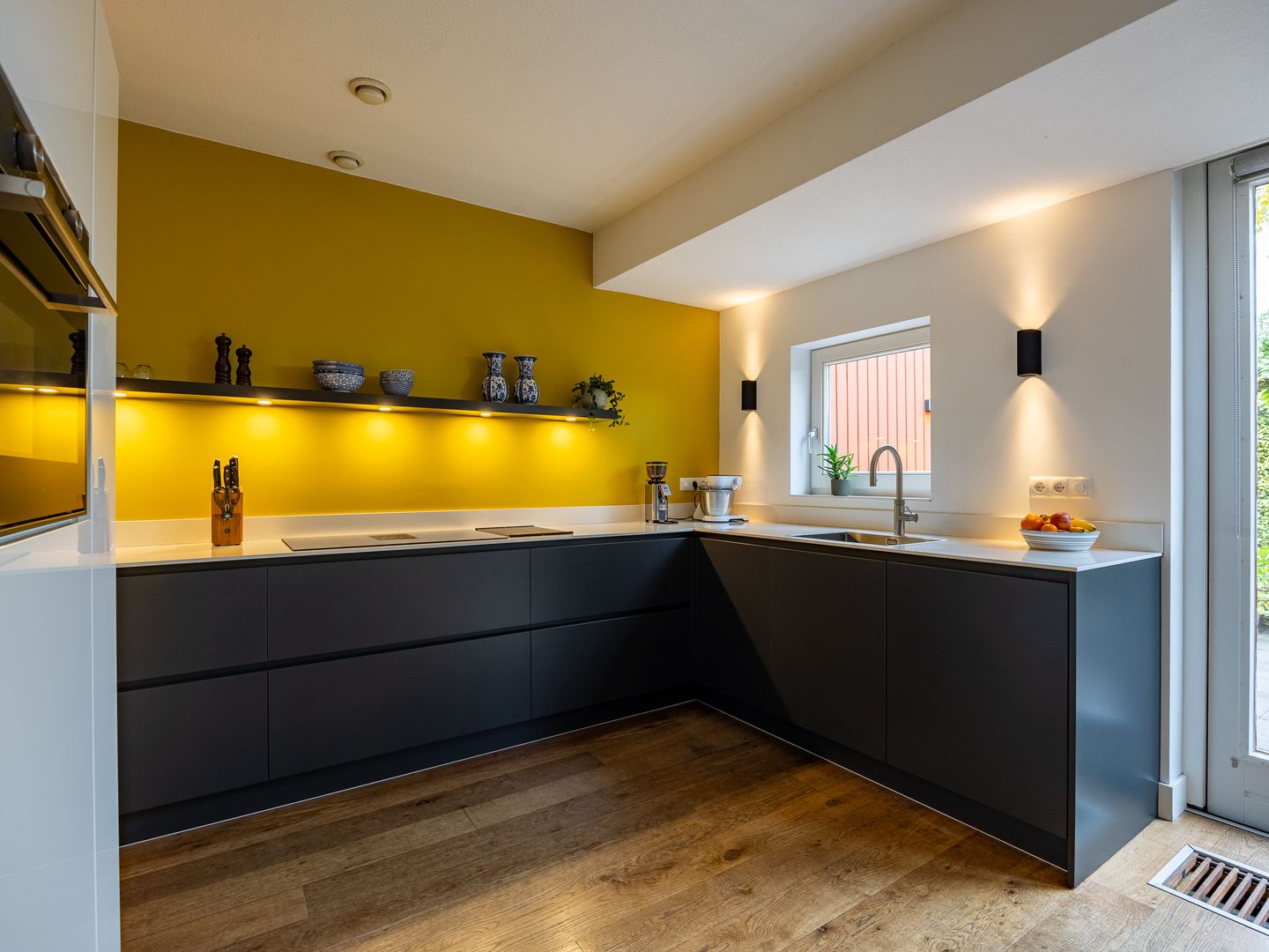 Photo 14 of Dornachstraat 25