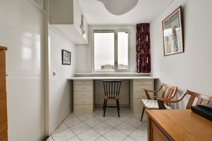 Photo 26 of Dr Joh G Mezgerstraat 135