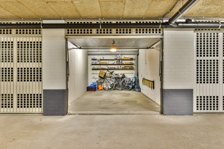 Photo 29 of Dr Joh G Mezgerstraat 135