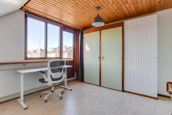 Photo 35 of Hellemastraat 18