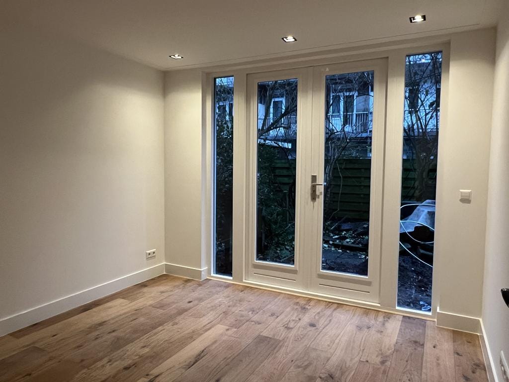 Photo 7 of Theophile de Bockstraat 79-H