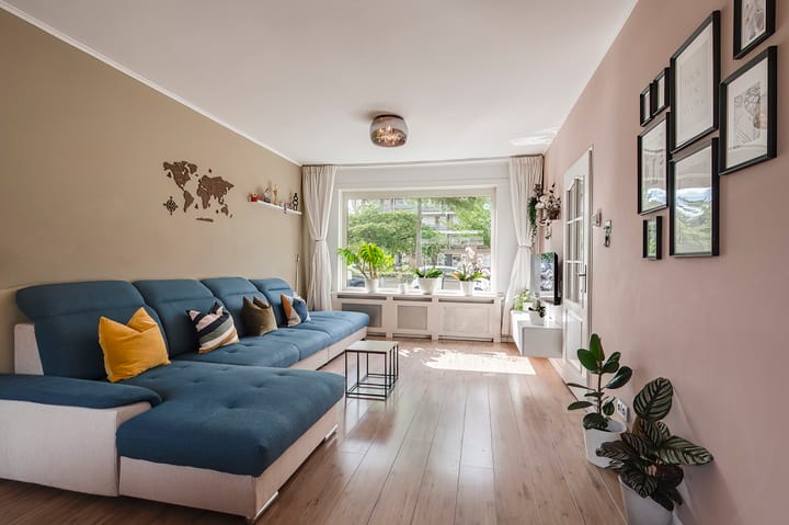 Photo 3 of van Limburg Stirumstraat 54