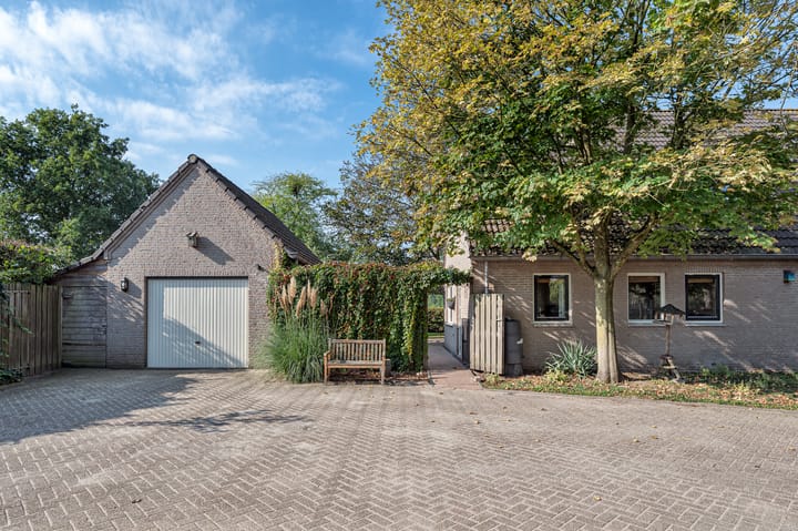 Foto 42 van Houtsestraat 18-A