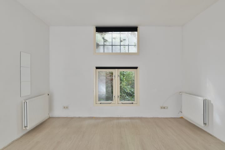 Foto 3 van Meeuwerderweg 75-7