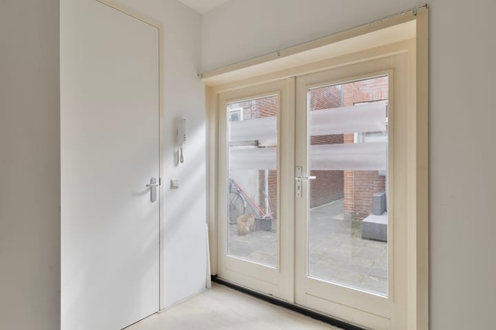 Foto 11 van Meeuwerderweg 75-7