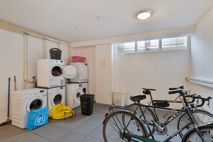 Foto 21 van Meeuwerderweg 75-7