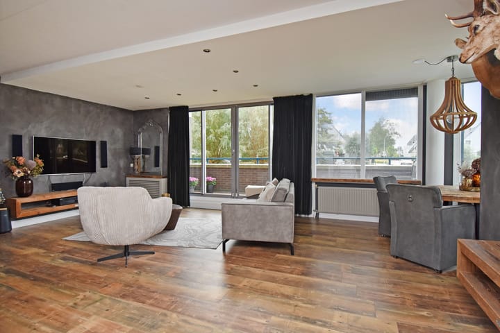 Foto 23 van Ridderspoor 8