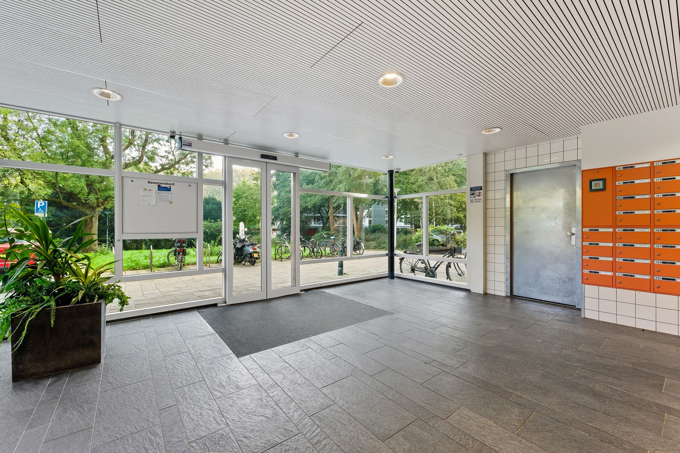 Photo 36 of André Gideplaats 435