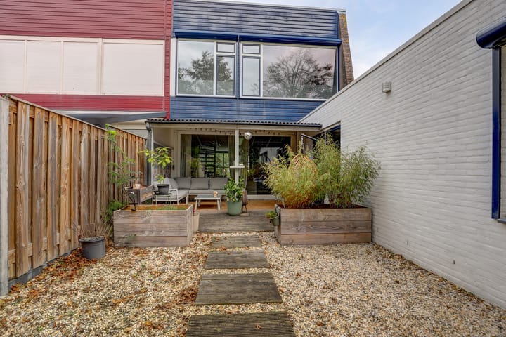 Photo 19 of Burgemeester Gaststraat 36