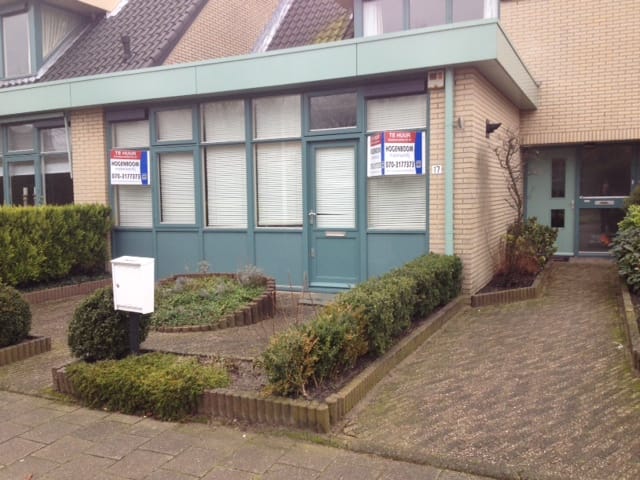 Vinkenborghlaan 17, Leidschendam