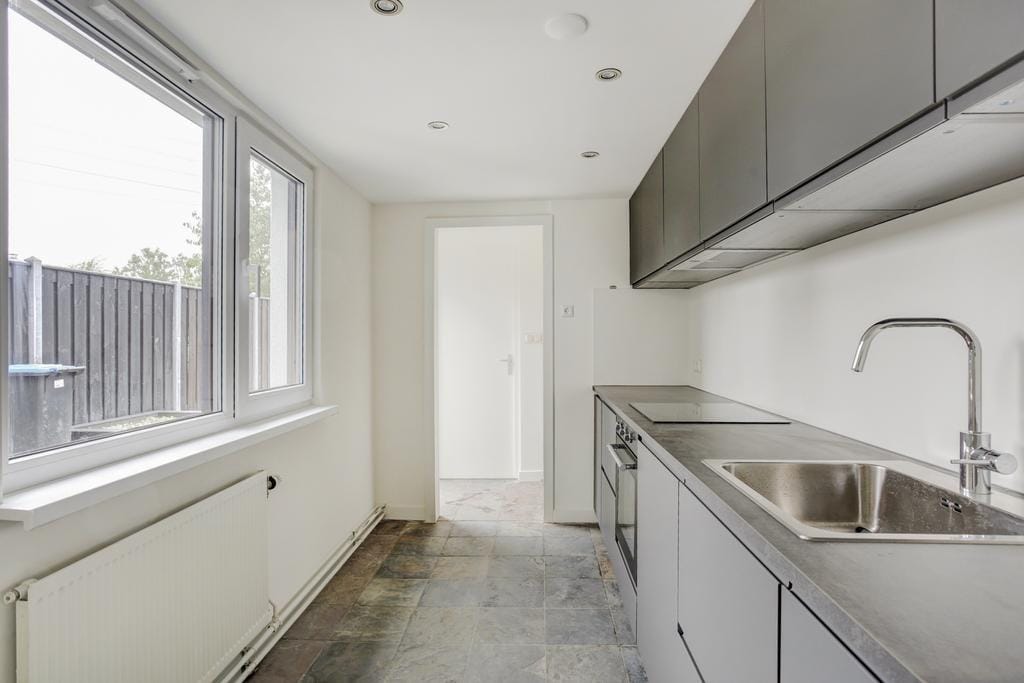 Photo 8 of Josinkstraat 56