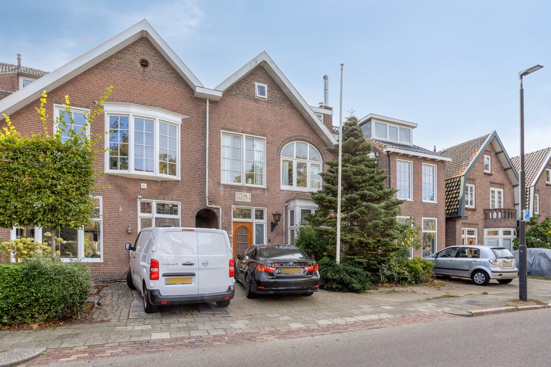 Photo 2 of Zeestraat 110