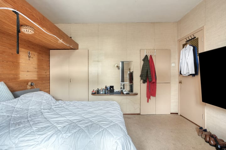 Photo 17 of Zeestraat 110