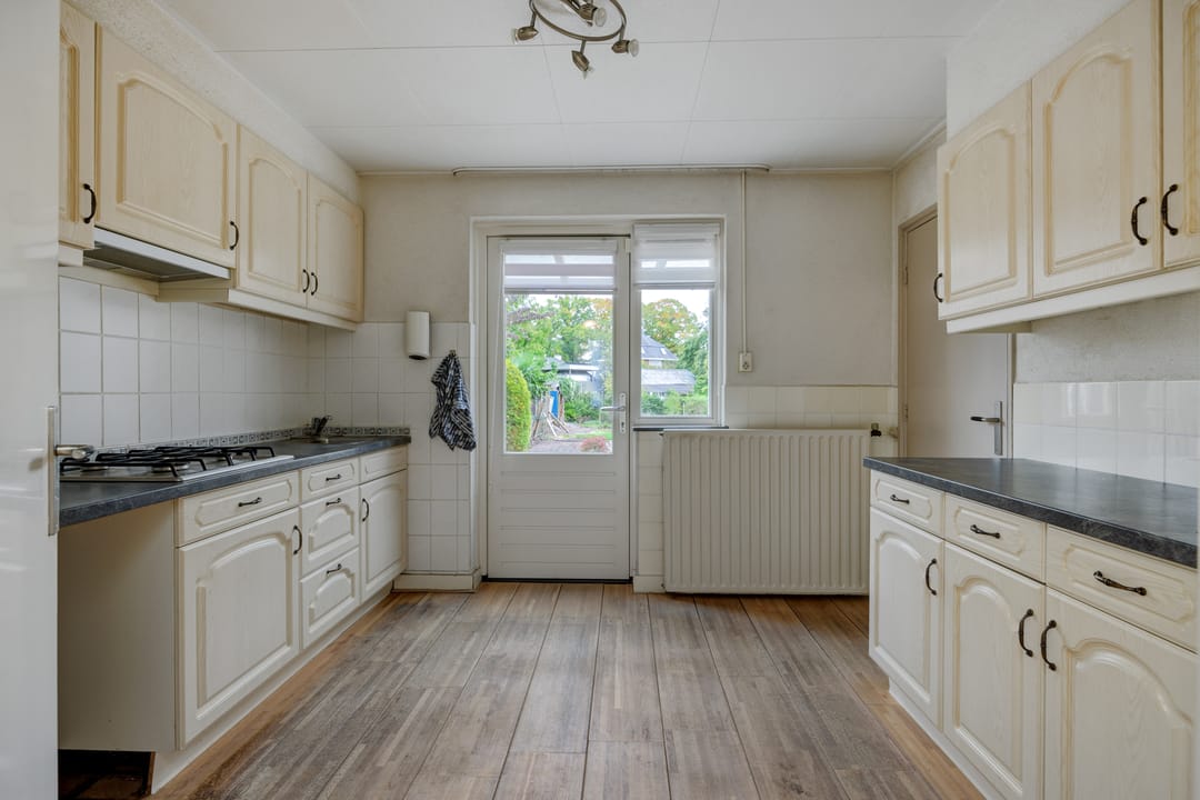 Photo 8 of Asterstraat 9