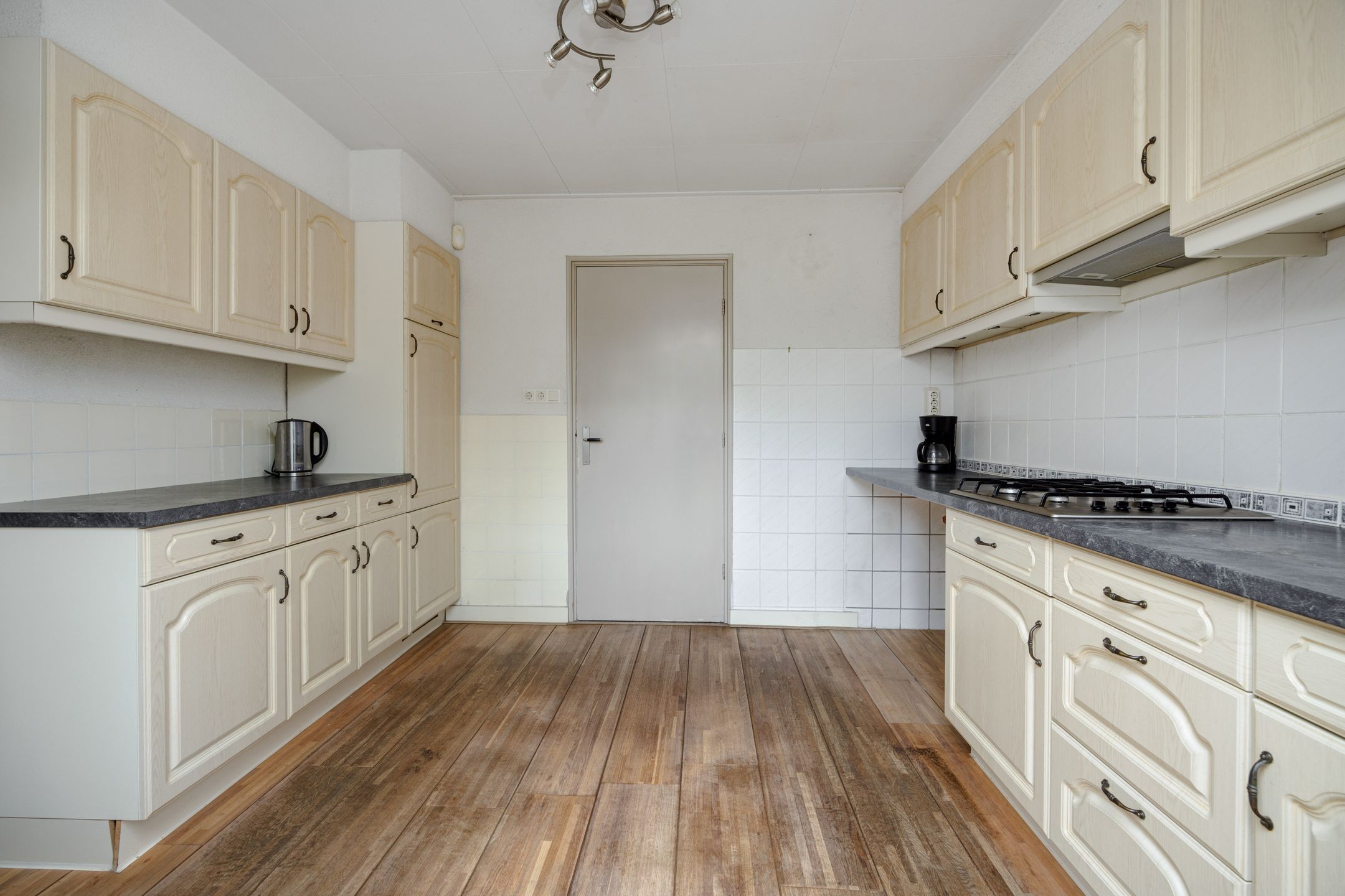 Photo 9 of Asterstraat 9