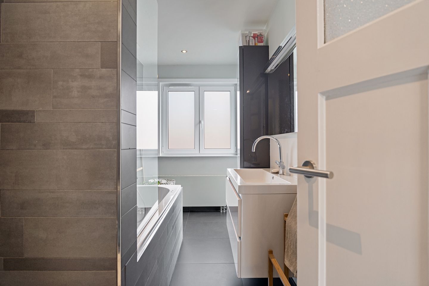 Foto 35 van Duizendschoonstraat 18-A