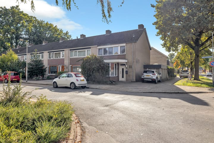 Photo 33 of Wethouder Hassingstraat 40