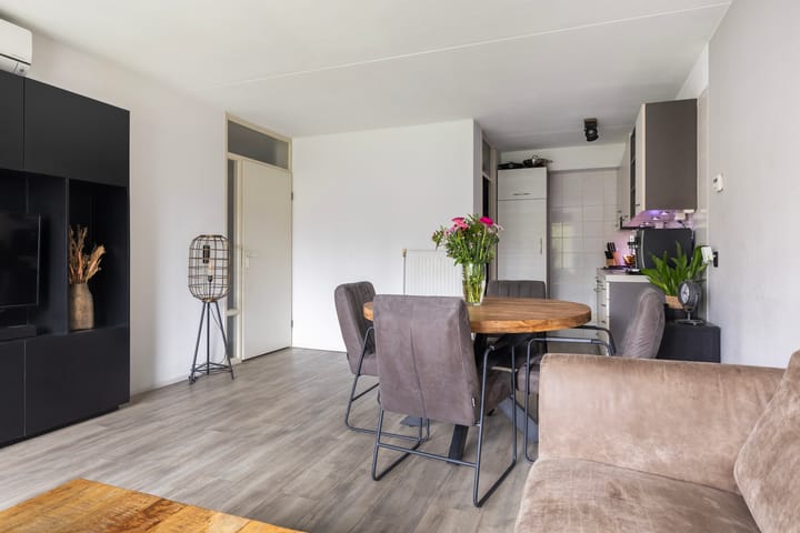 Foto 13 van Willem Barentszlaan 86