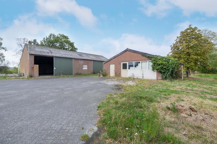 Photo 3 of Breemortelweg