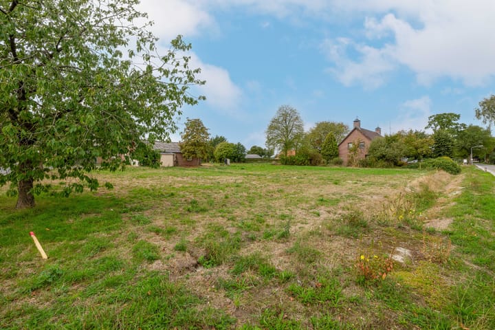 Photo 4 of Breemortelweg