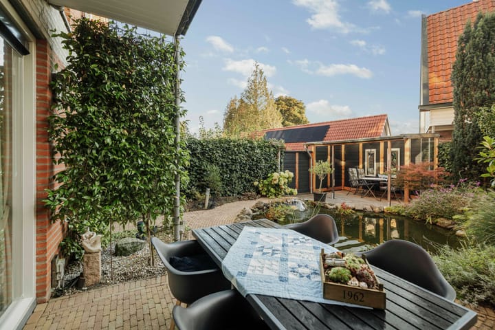 Photo 33 of Benedendijk 98