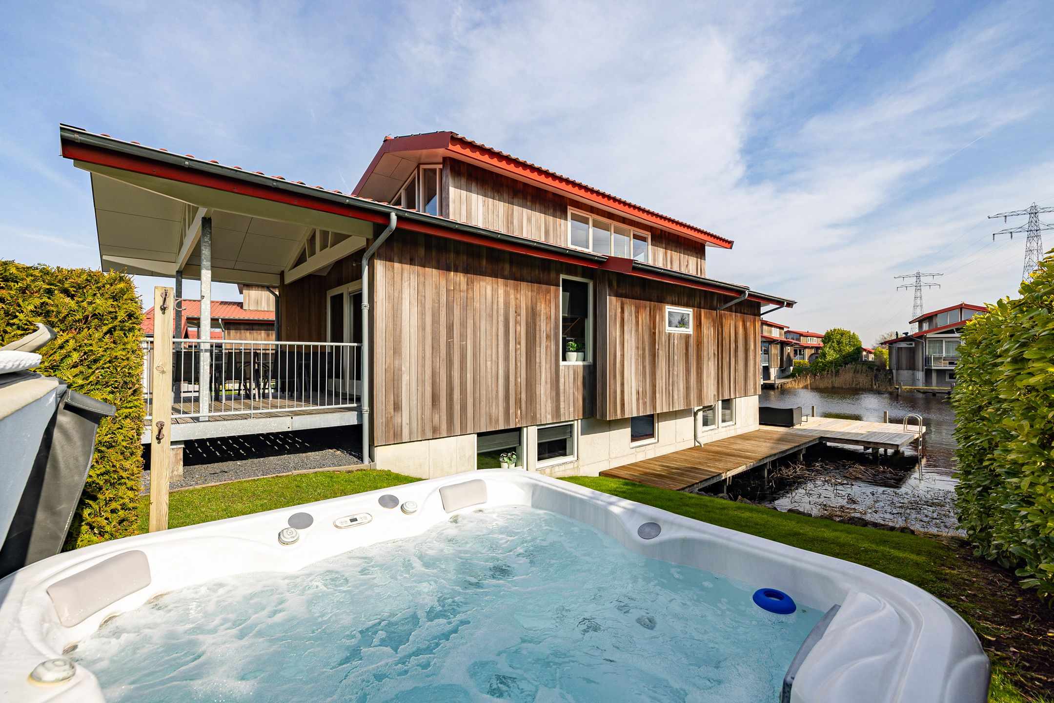 5-bedroom freehold villa in Noardburgum — photo 3 of 5