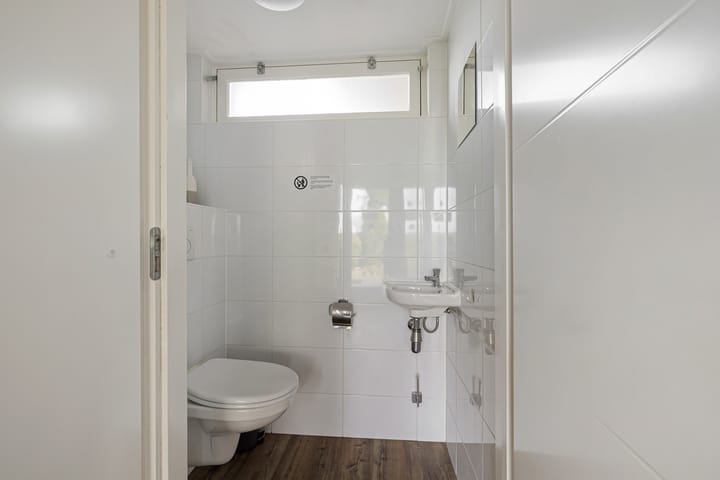 Photo 7 of Rijksstraatweg 80-122