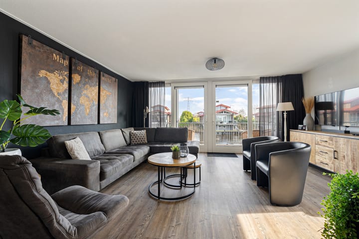 Photo 9 of Rijksstraatweg 80-122