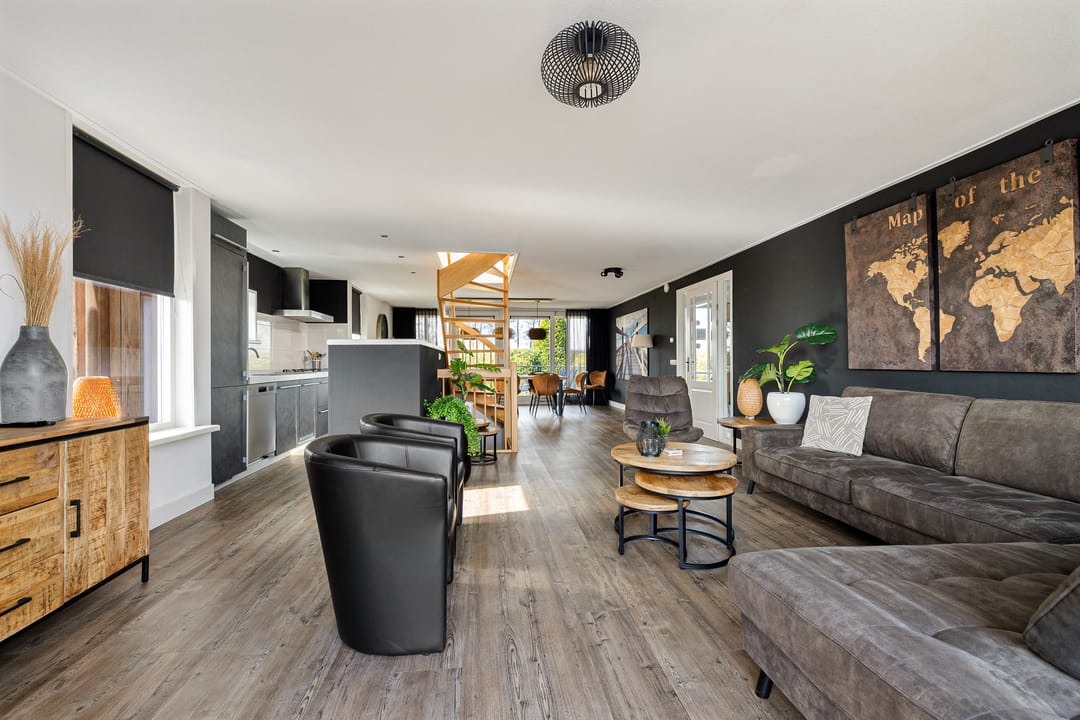 Foto 11 van Rijksstraatweg 80-122