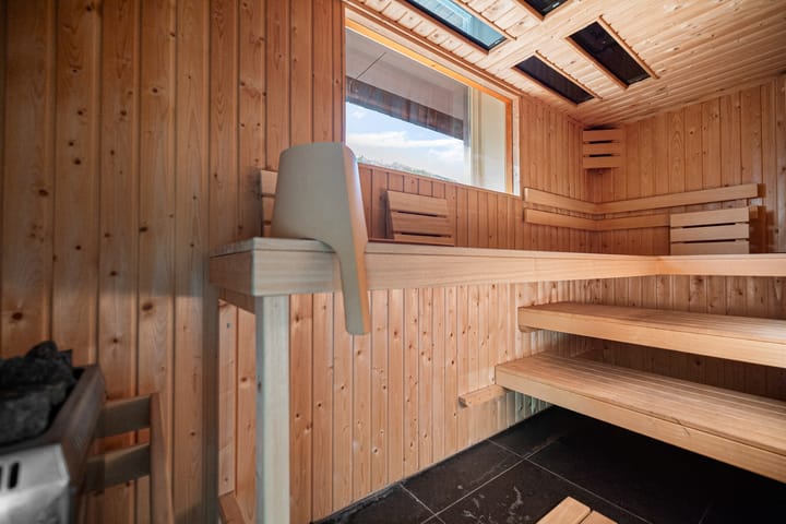 Photo 32 of Rijksstraatweg 80-122