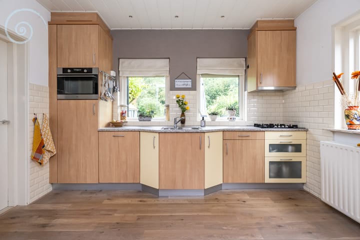 Foto 16 van Breenstraat 35