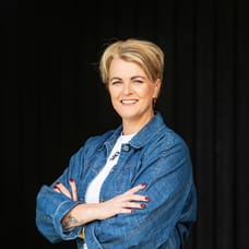 S. Woudstra - Administratief Medewerker