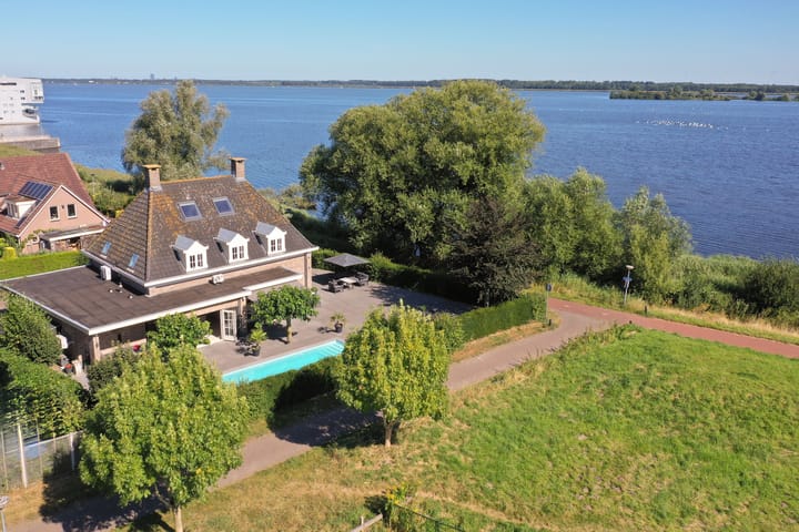 Belle van Zuylenhof 13