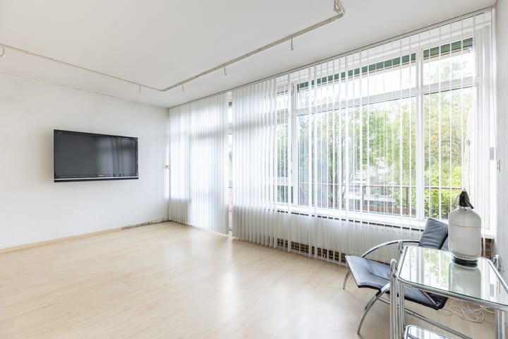 Foto 5 van Winkelwaard 305