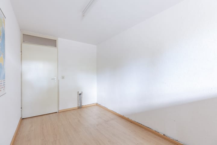 Foto 18 van Winkelwaard 305