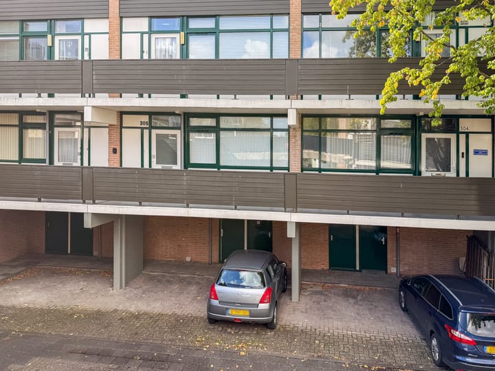 Foto 28 van Winkelwaard 305