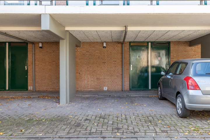 Foto 30 van Winkelwaard 305