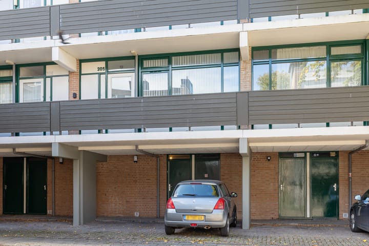 Foto 31 van Winkelwaard 305