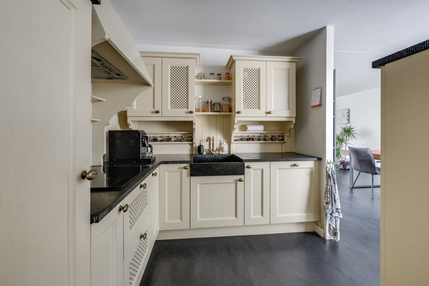 Foto 10 van Veldweg 14