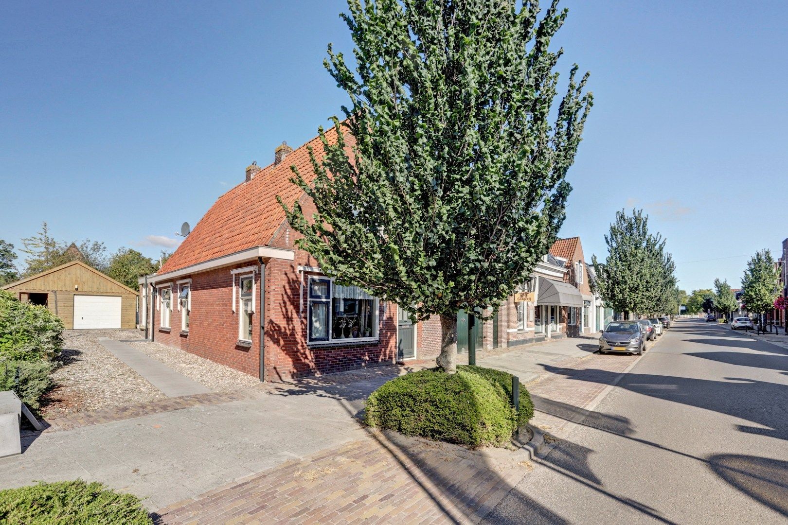 Photo 3 of Warmoesstraat 38