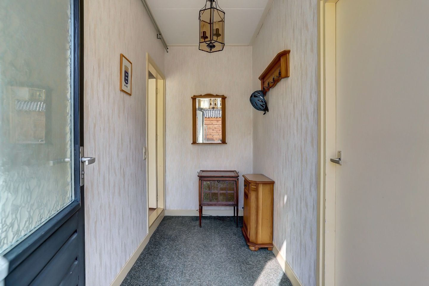 Photo 5 of Warmoesstraat 38