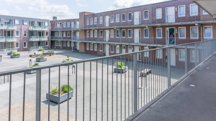 Foto 21 van Middenweg 245-Z