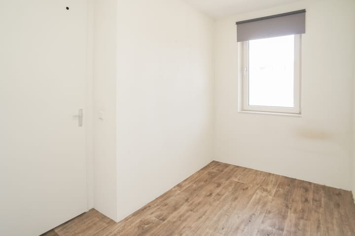 Foto 24 van Middenweg 245-Z