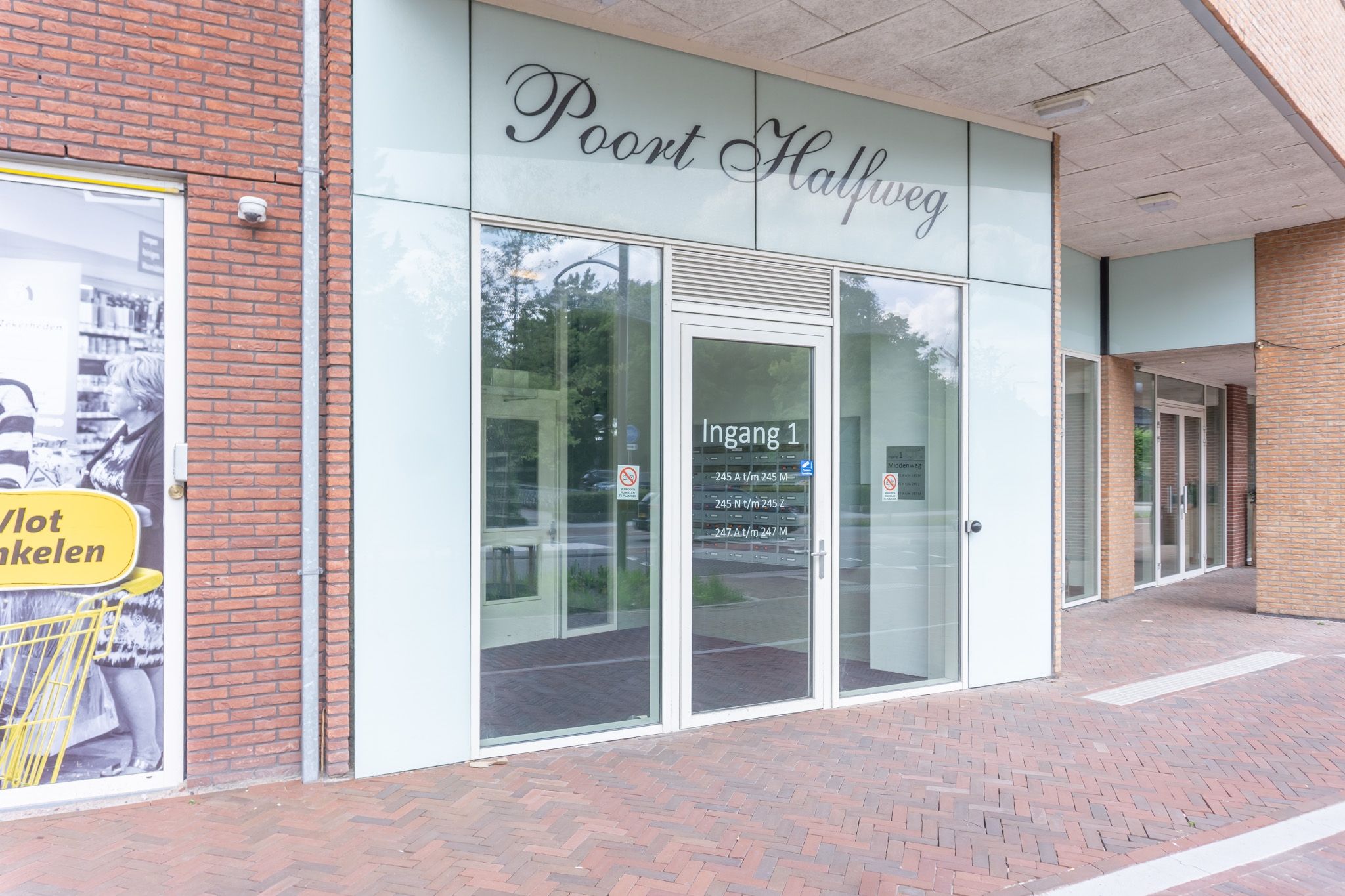 Foto 33 van Middenweg 245-Z