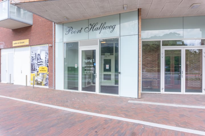 Foto 34 van Middenweg 245-Z